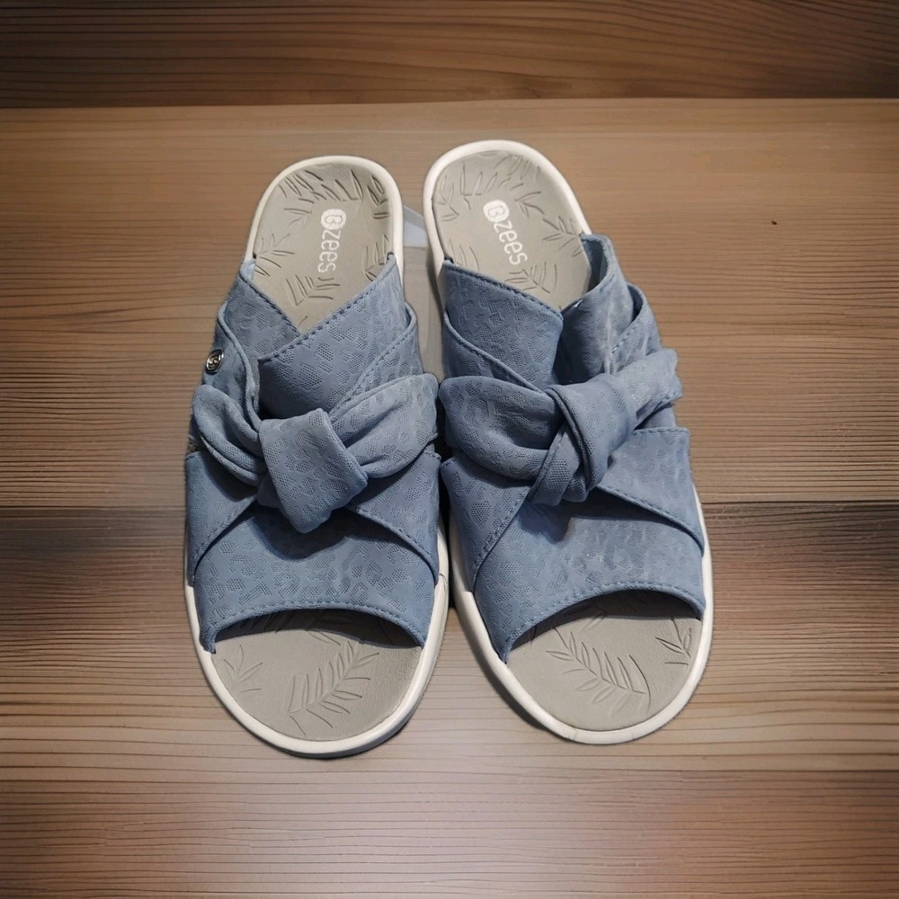 Bzees Sandals Women's Size 8.5 Smile Bright Cotton  Open Toe Slides Wedge‎ Shoes